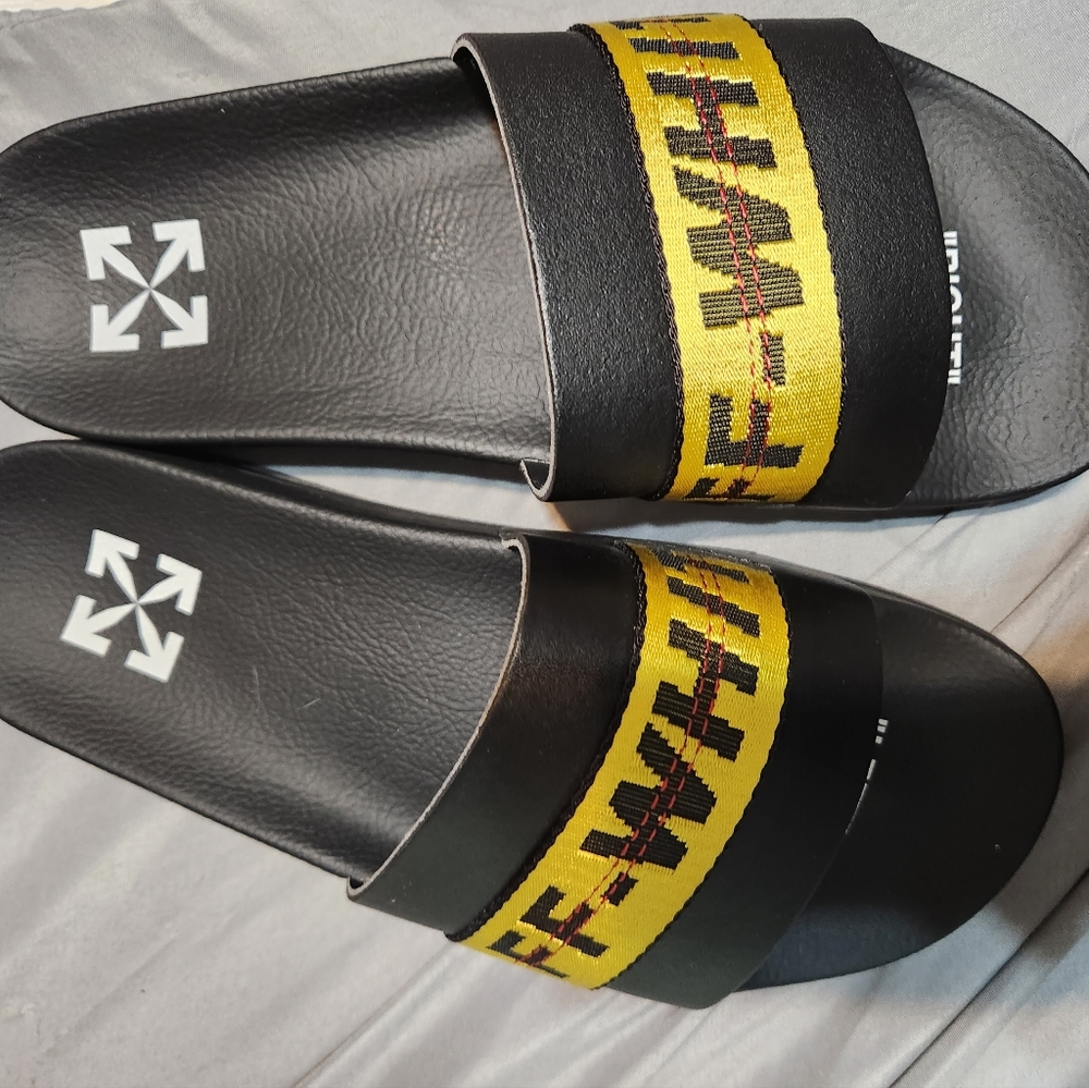 Off white slides